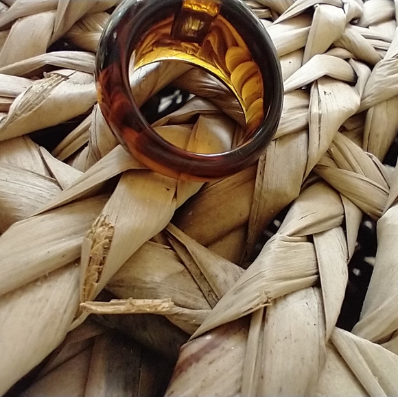 Ring Square CZ Set in Brown acrylic - Picture 3 of 14